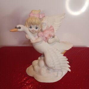 Sweet Dreams Swan With Little girl